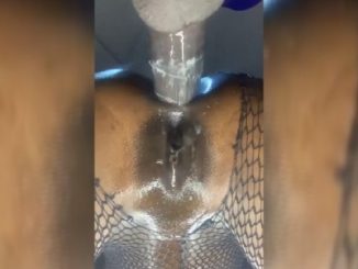 Digging Escort Babe Ass And Pussy