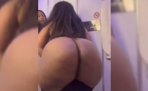 WATCH: South African Babe With Big Bunda WATCH: South African Babe With Big Bunda