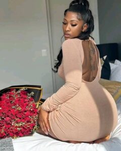 I am Rich And Single, Live In Dubai & I Need a Younger Man in my Life – Chat With Me On WhatsApp, I