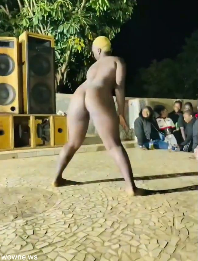 Pussy Exposed In Public As Naked Black Girl With Big Ass Entertains Guests In A Public Party (18+)