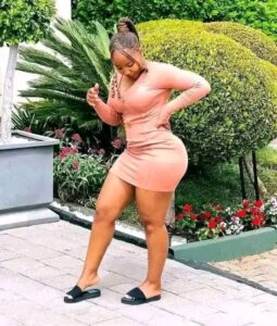 Rich UAE Sugar Mummy In Dubai Is Ready For Connection, Are You Available Now? Rich UAE Sugar Mummy In Dubai Is Ready For Connection, Are You Available Now? - Get Connected HERE