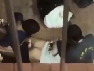 Busted! Chinese Youths Having Threesome Sex In Public With A Girl With Big Ass (18+)