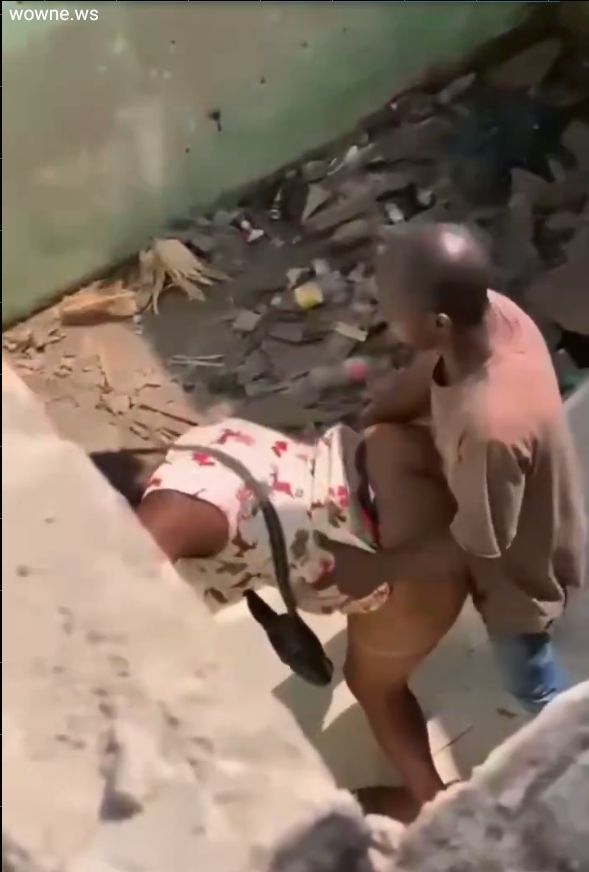 Married Man Fucking Woman With Big Ass In An Abandoned Building In Public (18+)