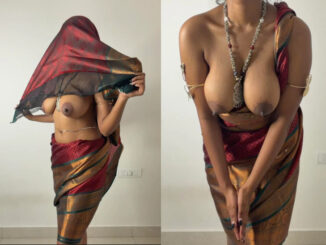 Indian Lady Flaunting Her Boobs In Nude Photos