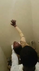 Mzansi Couple Having Sex In The Toilet (18+) Mzansi Couple Having Sex In The Toilet (18+)