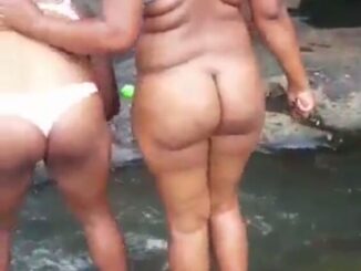 African Girls With Big Boobs And Ass Bathing Naked In A River In Public (18+)