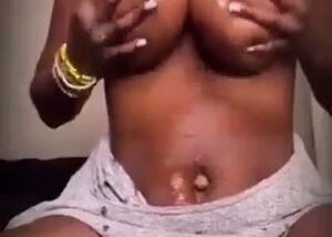 Watch How She Seduce Her Gifter Watch-How-She-Seduce-Her-Gifter