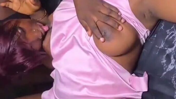 Yoruba Girl Fucked Hard With Guy Sucking Her Breasts In New Nigerian Threesome Sextape (18+)